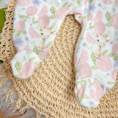 Macacão em Soft com Abertura em Zíper Girafinha com Flores - Off White e Rosa